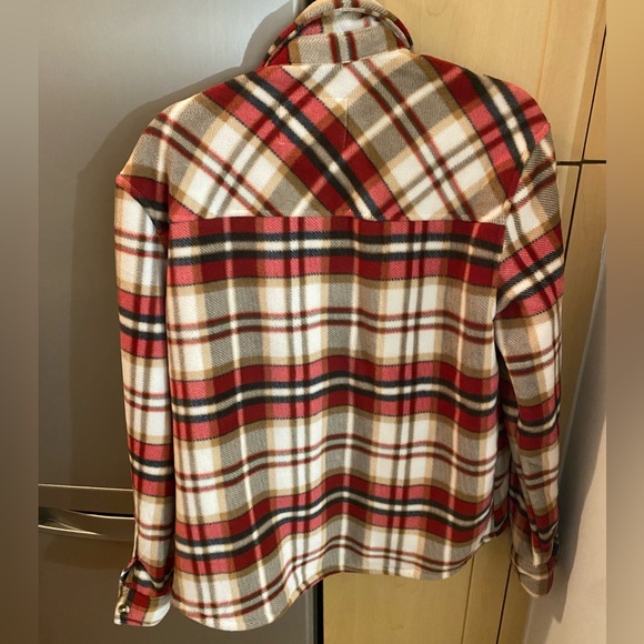 Sherpa liked Flannel - Picture 3 of 5
